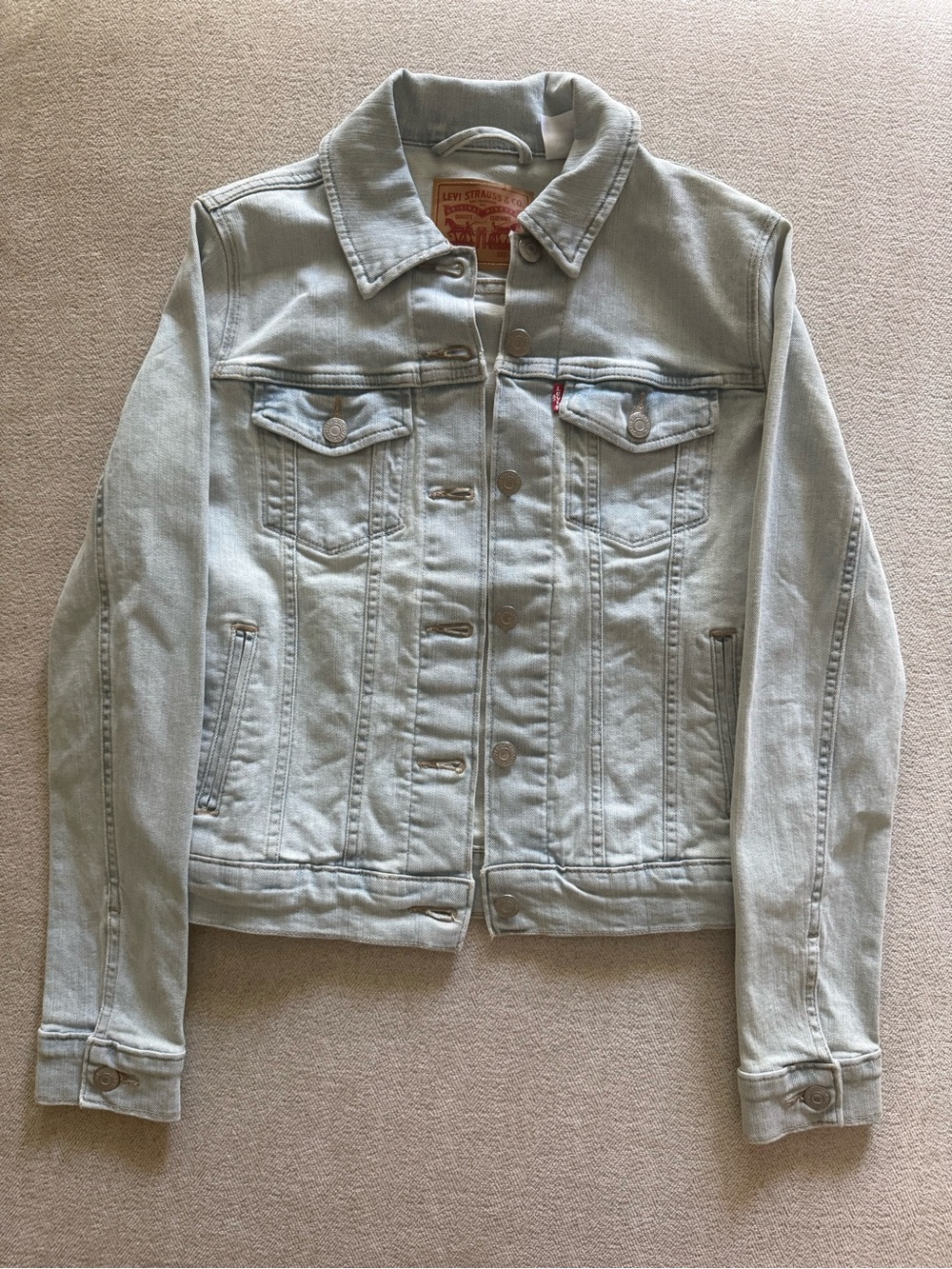 Levi's Light Wash Blue Denim Jean Jacket - Picture 2 of 4